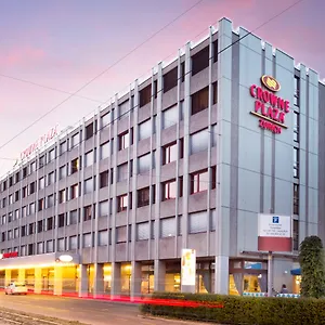 Отель Crowne Plaza By Ihg