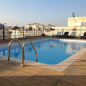 Отель The Windsor
